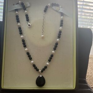Ross-Simons onyx and pearl Beaded Necklace with Pendant 925 sterling silver